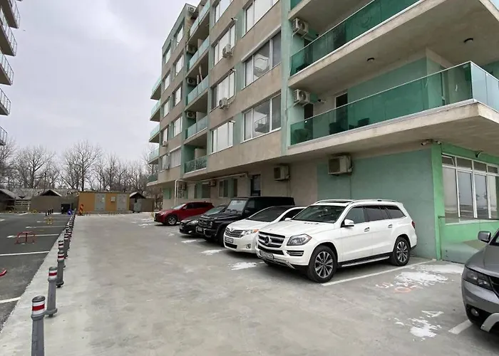 Sea Breeze Superba Si Parcare Lägenhet